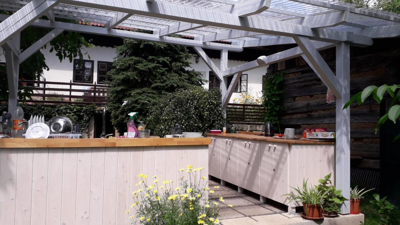 Ubytovani V Ceskem Raji Hotel Holín Exterior photo
