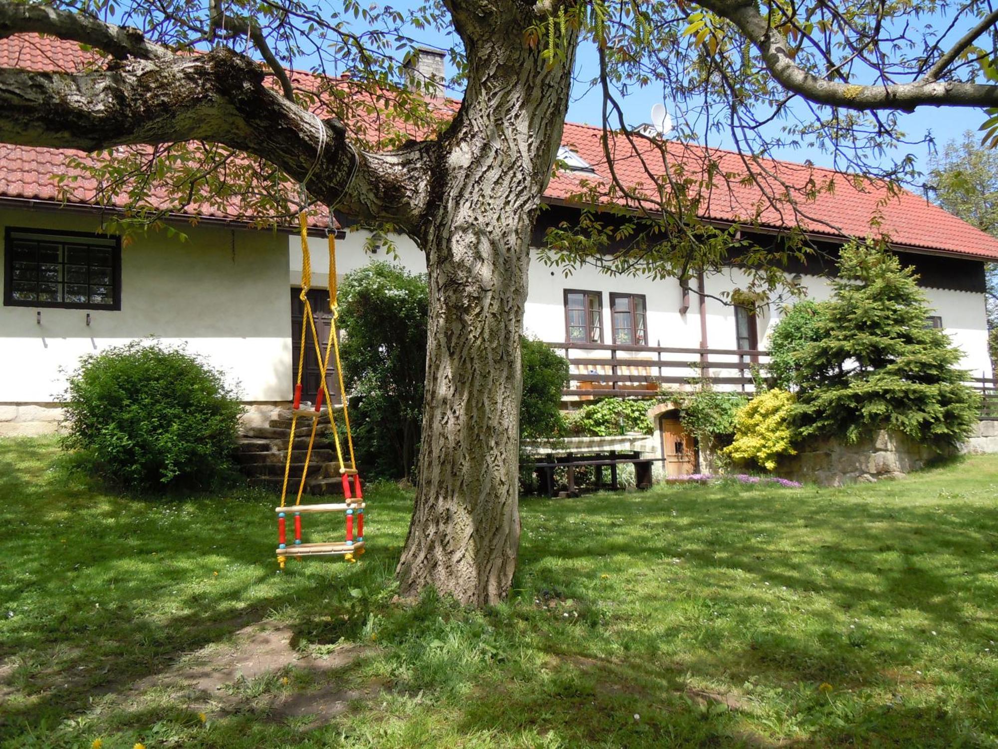 Ubytovani V Ceskem Raji Hotel Holín Exterior photo